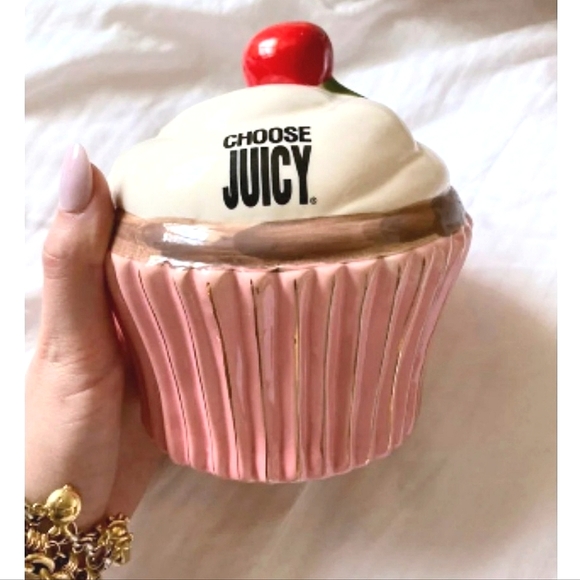 Giant Juicy Couture Ceramic Cupcake Bank - Picture 3 of 3